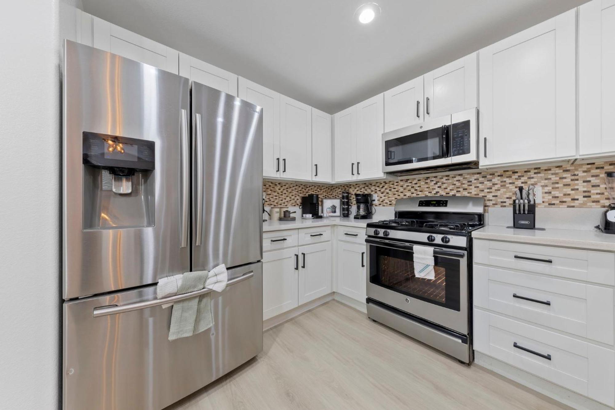 Zen - A Home Away From Home And In Heart Of Las Vegas Exterior photo