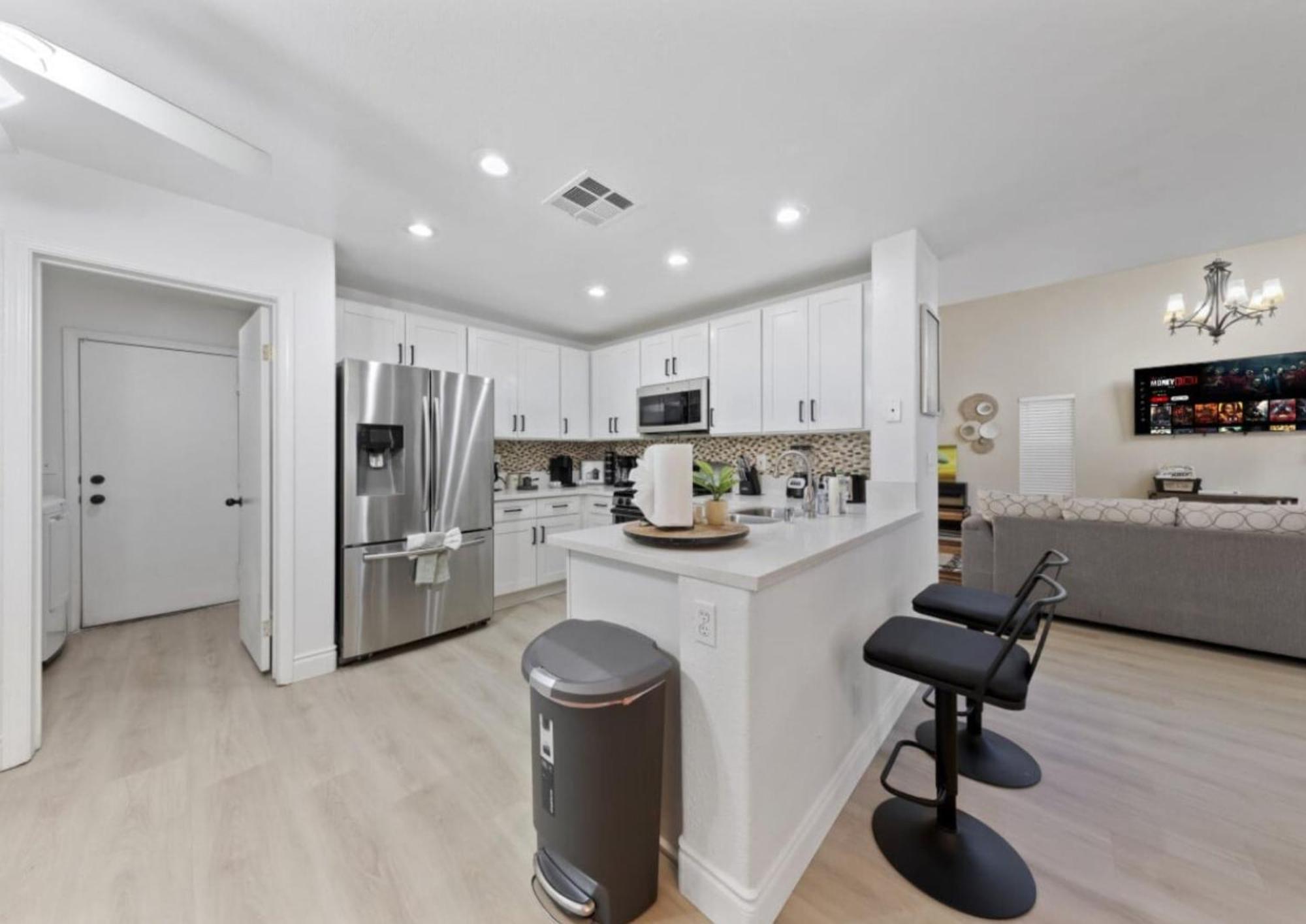 Zen - A Home Away From Home And In Heart Of Las Vegas Exterior photo
